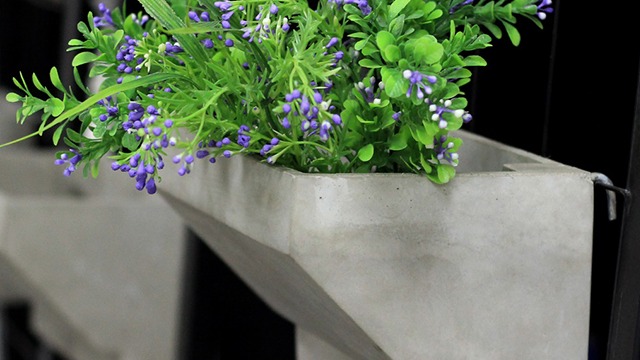 Classic Design Concrete Flower Pot