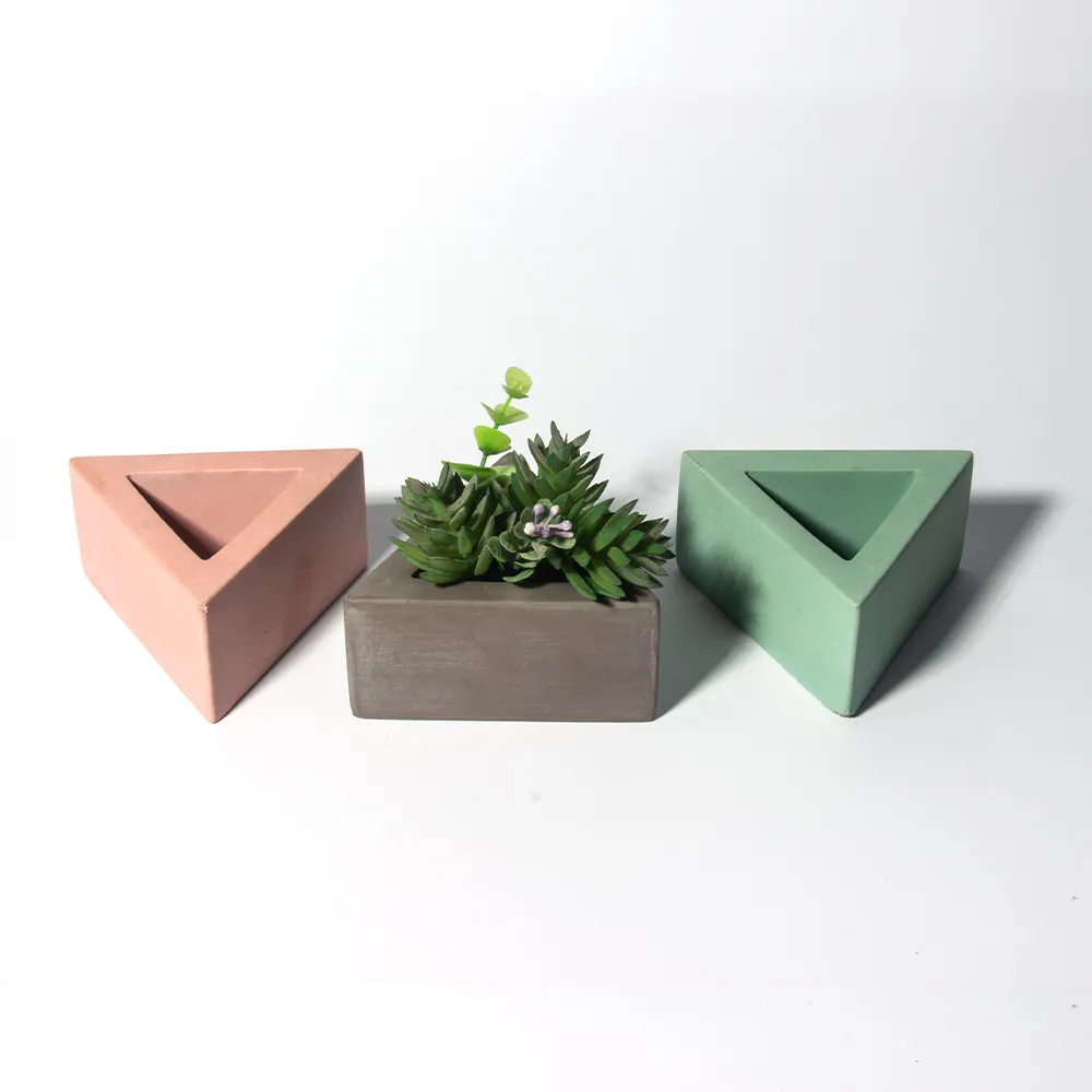 Wholesale Nordic Style Modern Triangle Design Home Garden Flower Pots For Indoor Planter Pots Cement Concrete Pots